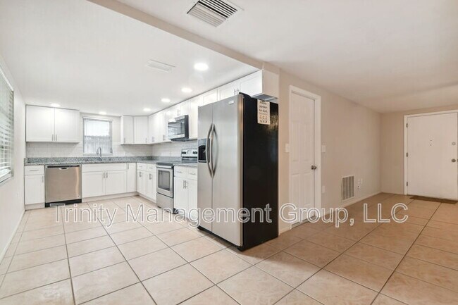 Foto del edificio - 4818 Dogwood St