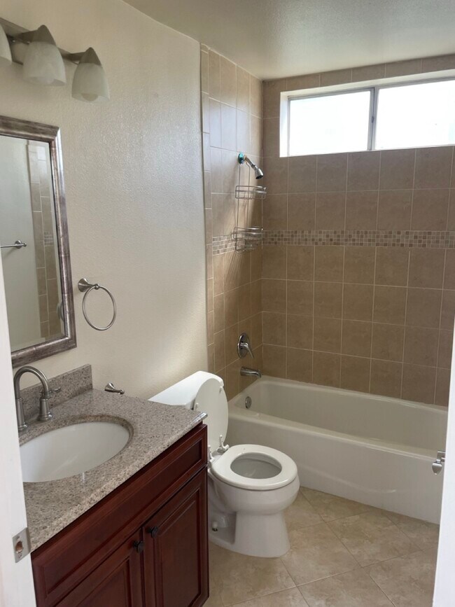 Foto del edificio - 11252 Peach Grove St