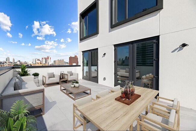 Foto del edificio - 215 East 124th Street