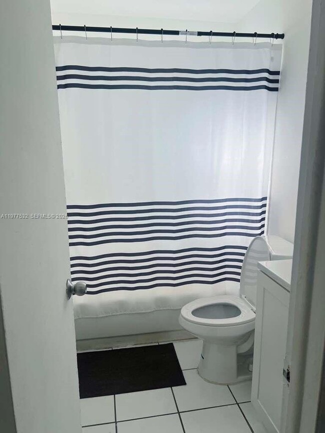 Foto del edificio - 4435 Treehouse Ln