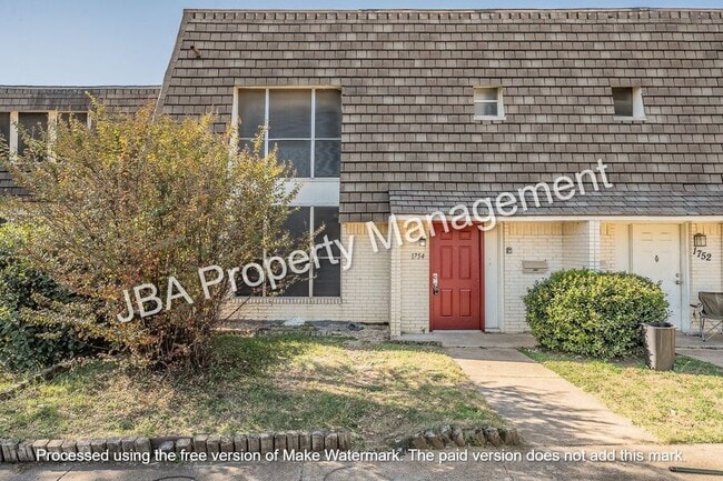 Photo - 1754 Farleigh Ct House