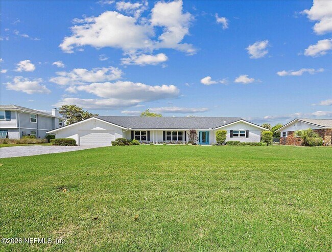 Building Photo - 236 Pablo Rd