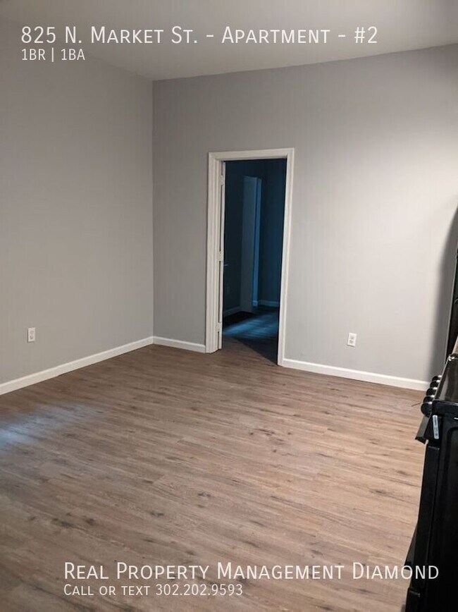 Foto del edificio - 825 N Market St