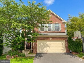 Building Photo - 3909 Beeker Mill Pl