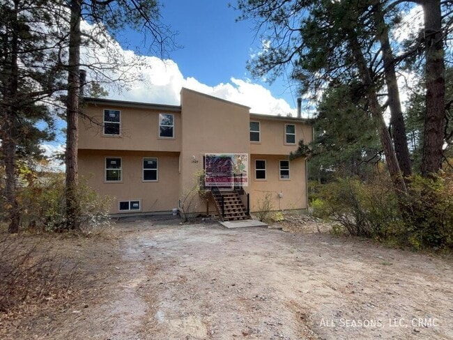 Photo - 1527 Spring Valley Dr Apartment