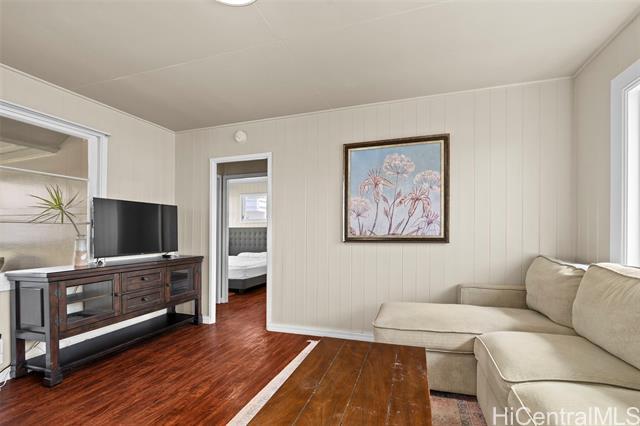 Building Photo - 2567 Liliha St