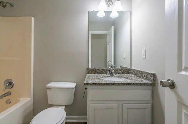 Foto del edificio - 78 Brent Ct