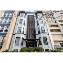 Building Photo - 1421 N Dearborn St