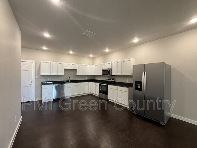 Foto del edificio - 13523 S Mingo Rd