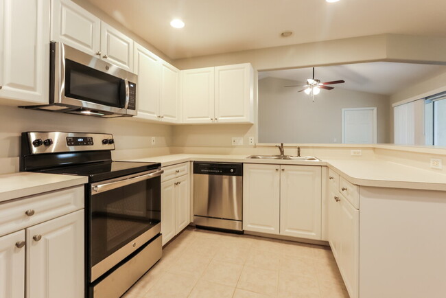 Foto del edificio - 1191 Primrose Rd