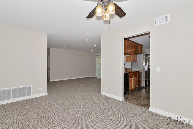 Building Photo - 1152 Northbury Ln