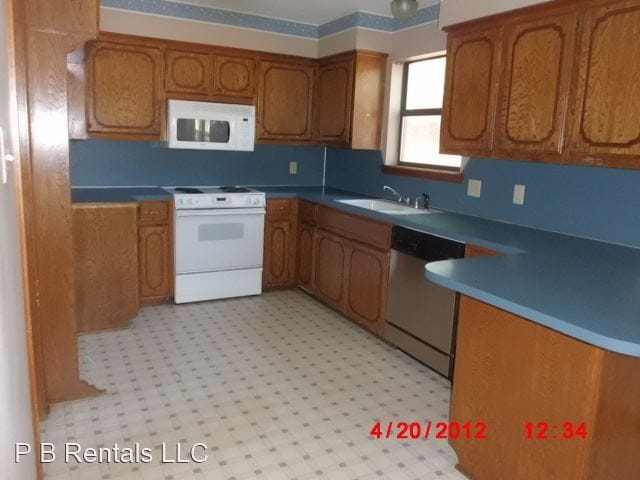 Building Photo - 3 br, 2 bath House - 3014 NE Lancaster Lane