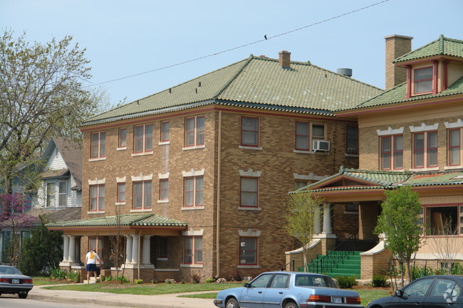 Foto del edificio - Bellaire Apartments