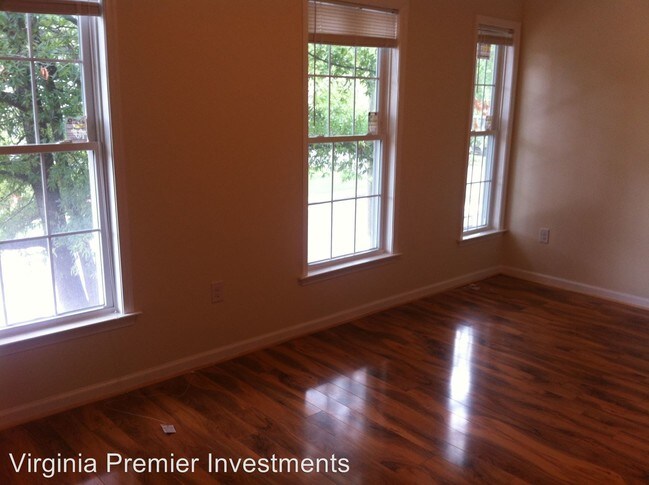 Foto del edificio - 819-821 N 33rd St