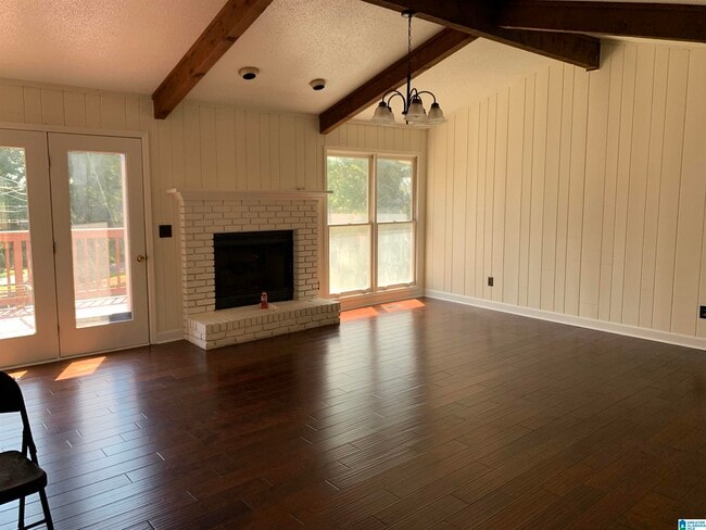 Building Photo - 134 Woodbury Dr