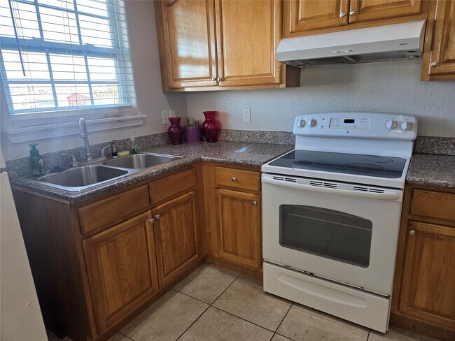 Foto del edificio - 5617 Avenue R 1/2