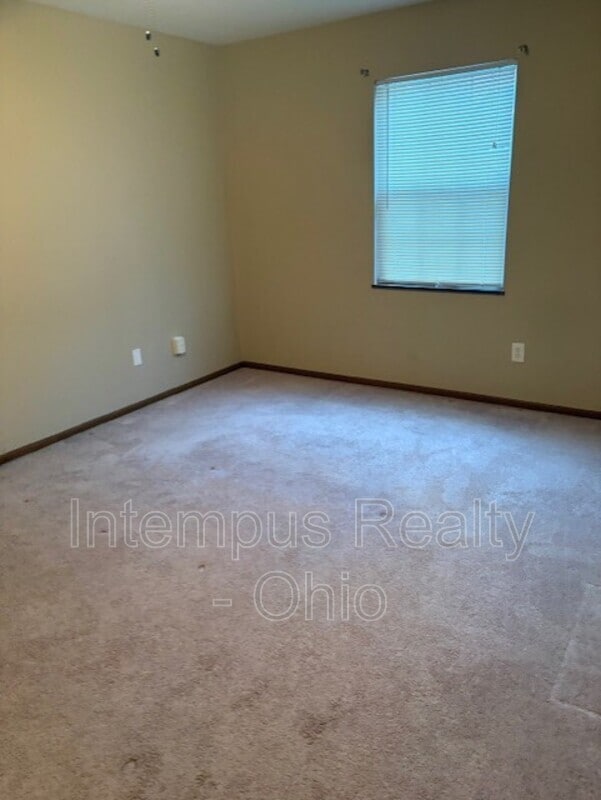 Foto del edificio - 3835 Indian Run Dr