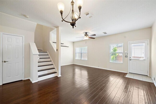 Building Photo - 3508 Glenmore Meadow Dr