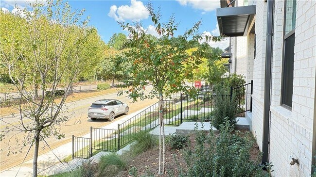 Building Photo - 8 Peeples Drive