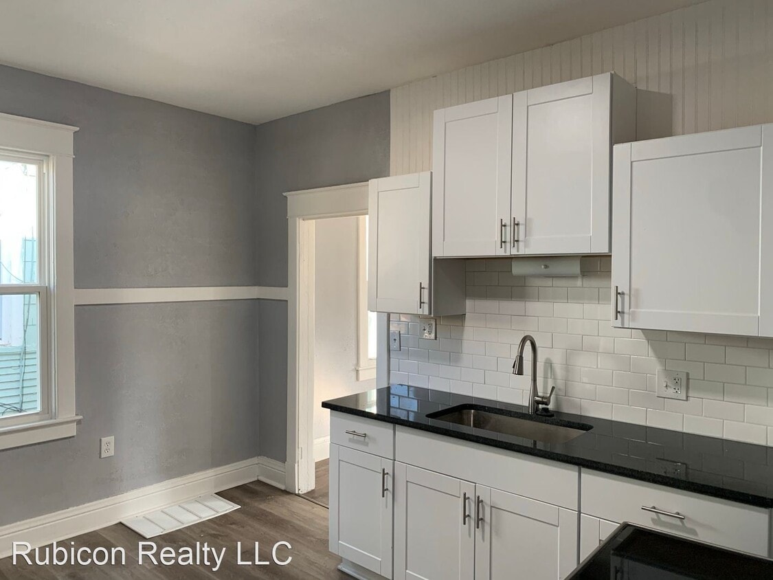 Primary Photo - 2 br, 1 bath House - 412 N Hardesty Ave