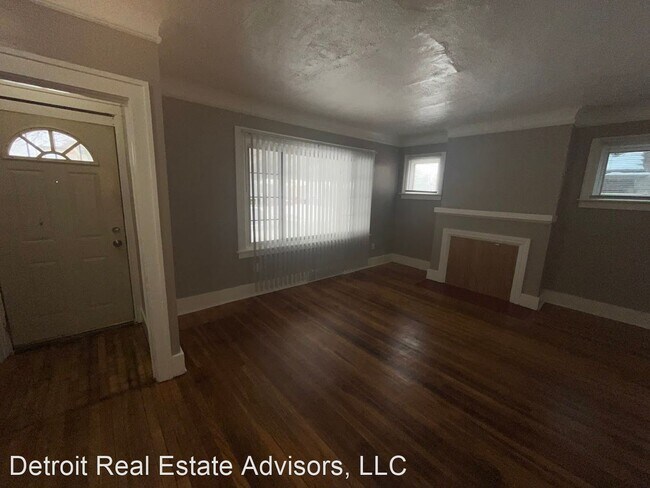 Building Photo - 3 br, 1 bath House - 13120 Birwood St