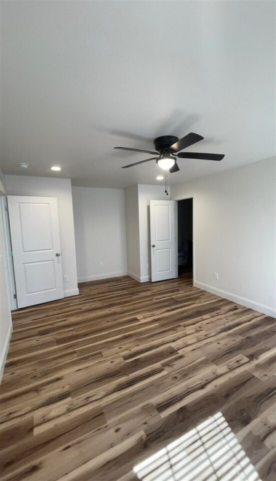 Foto del edificio - 144 Hillridge Ct