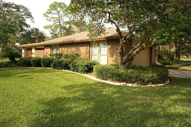 Foto del edificio - 4201 Golf Point Ct