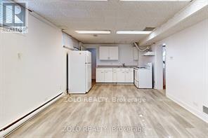 Building Photo - 212 Goddard St