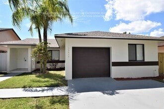 Building Photo - 13450 SW 178th St