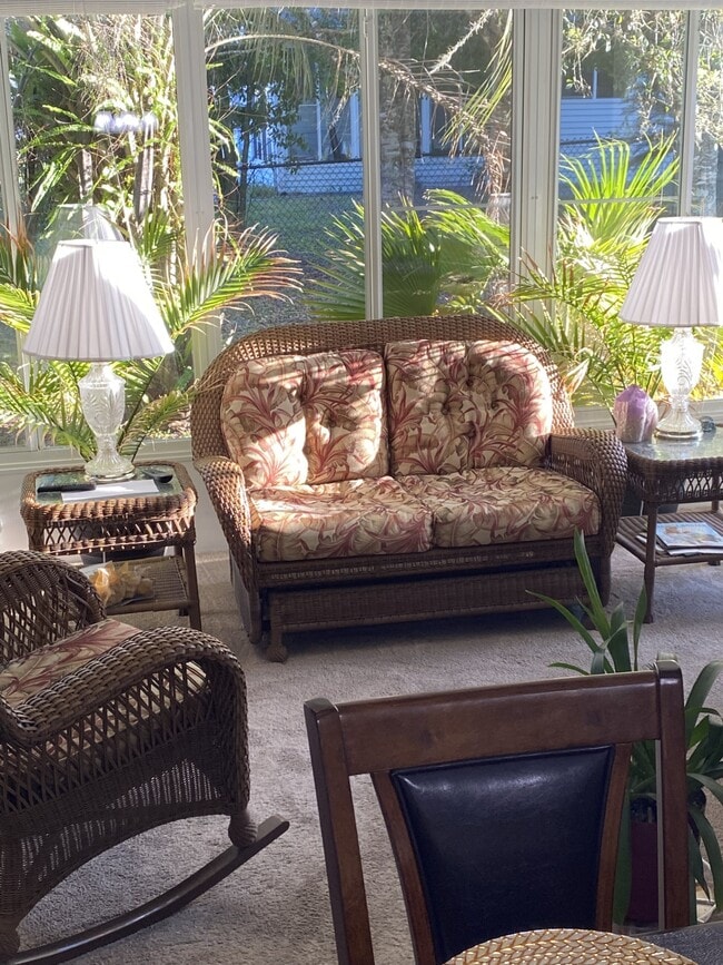 Foto del edificio - 8130 SW 108th Street Rd