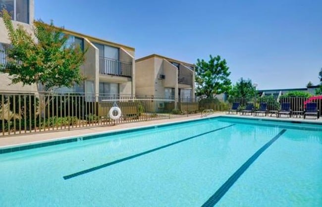 Heatherwood Garden Apartments La Mesa Ca Apartments Com