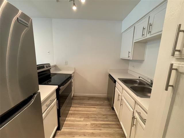 Foto del edificio - 4717 Columbia Ave