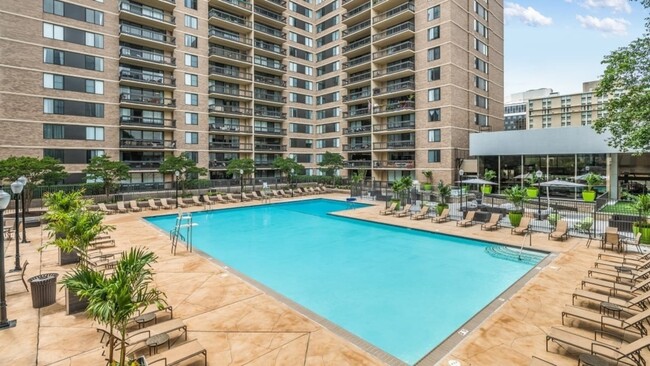 Foto del edificio - 1515 Richmond Hwy