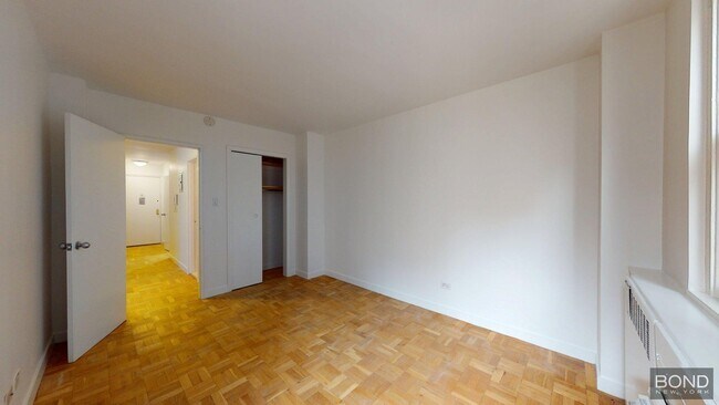 Foto del edificio - 435 E 79th St