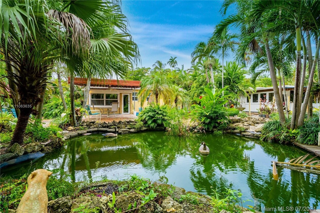 1008 NE 114th St, Biscayne Park, FL 33161 House Rental in Biscayne