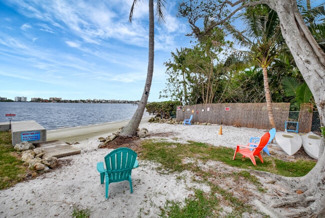 Foto del edificio - 1516 S Lakeside Dr