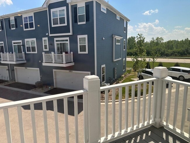 Building Photo - 1526 Albany St