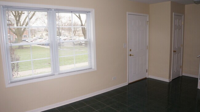 Building Photo - 1707 McKool Ave