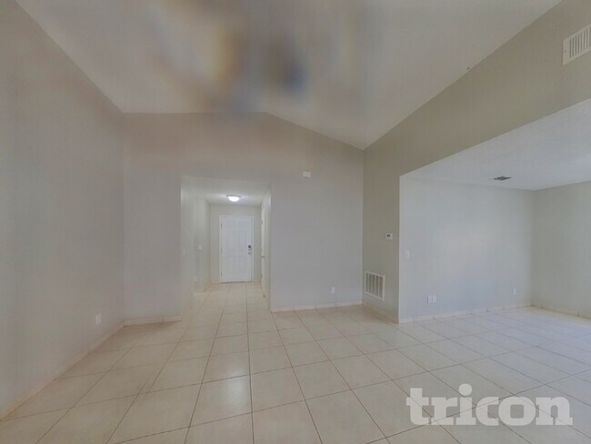 Foto del edificio - 2305 Saphire Ct