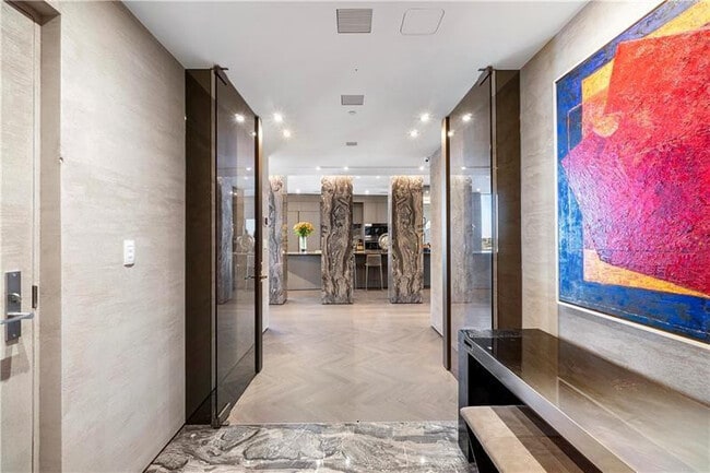 Foto del edificio - 2200 N Ocean Blvd