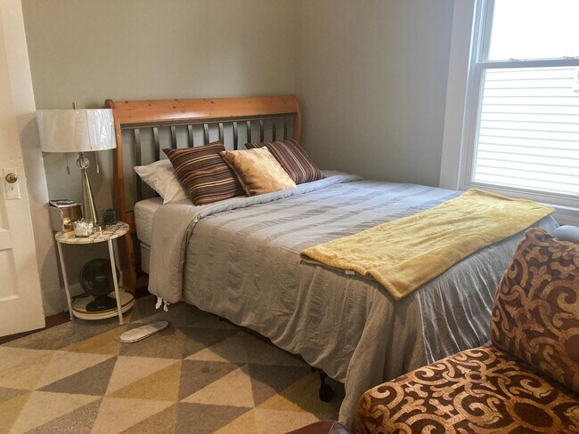 Foto del edificio - 1887 State St