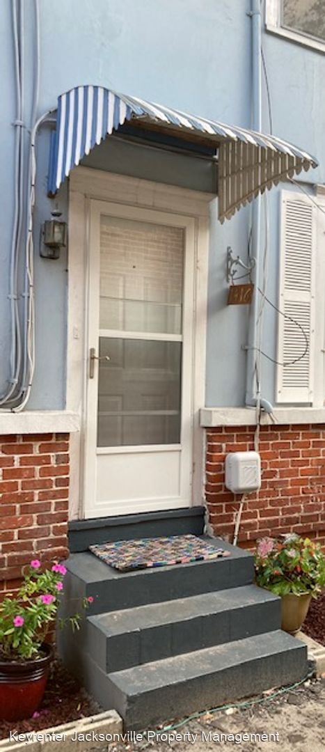Building Photo - 2 br, 1 bath House - 1416 Pearl St