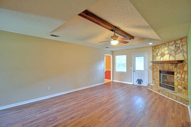 Foto del edificio - 948 Wedgewood Way