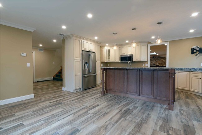 Building Photo - 79 Ridge Rd