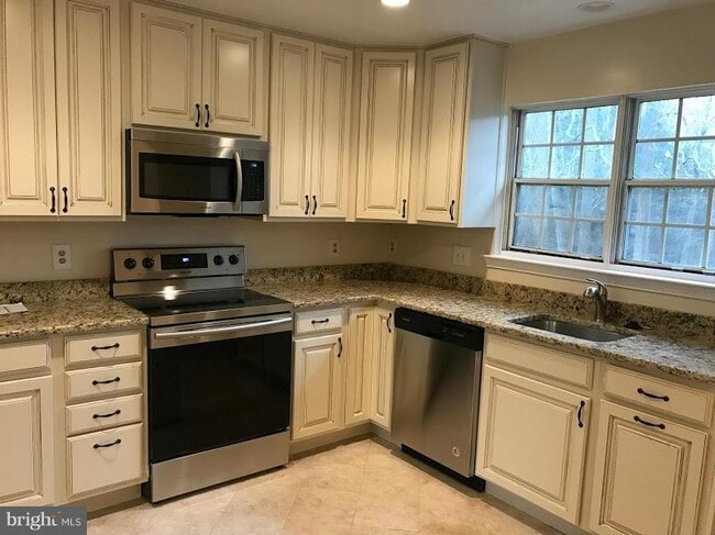 Foto del edificio - 6182 Martins Landing Ct