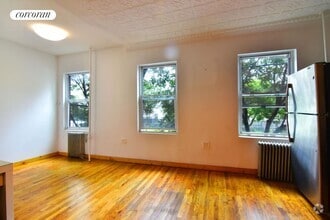 Building Photo - 129 Columbia St