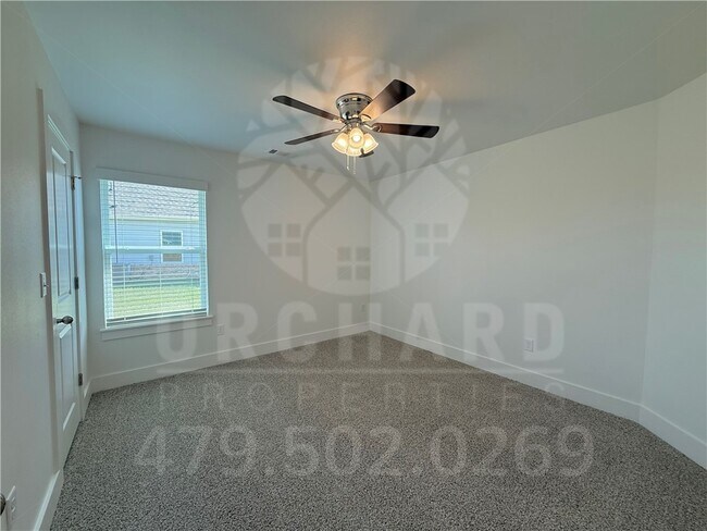 Foto del edificio - 2002 E Brookview Dr