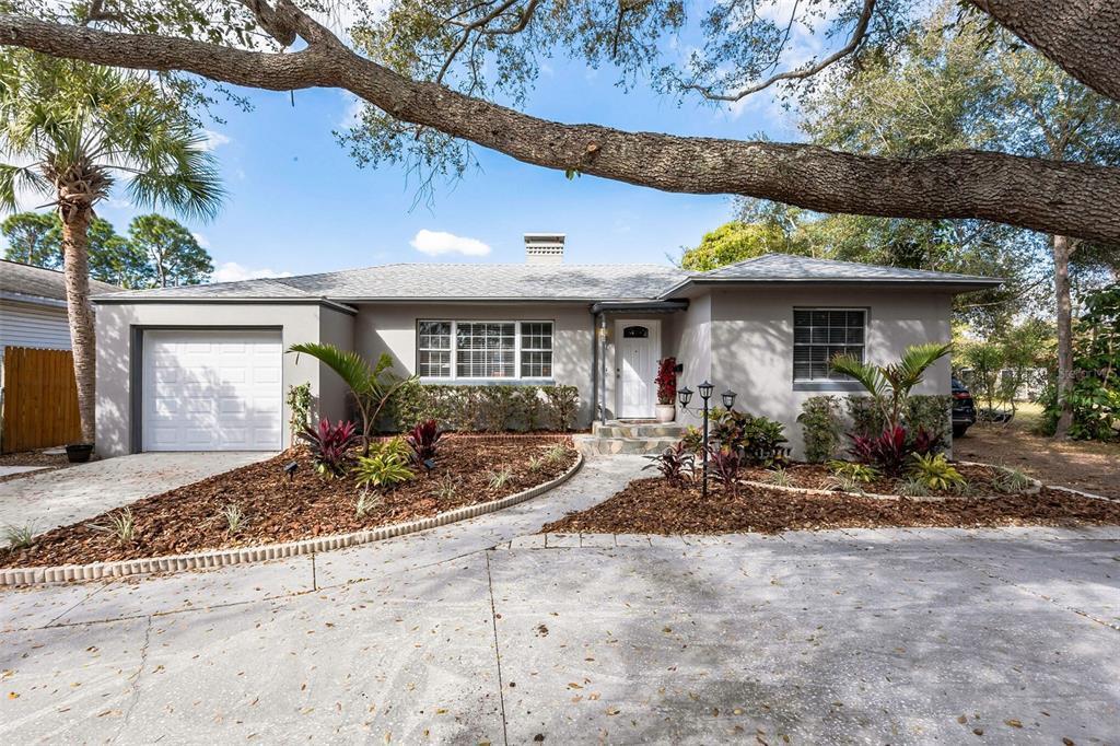 Foto principal - 1528 Cleveland St
