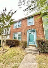 Building Photo - 8313 Claremont Woods Dr