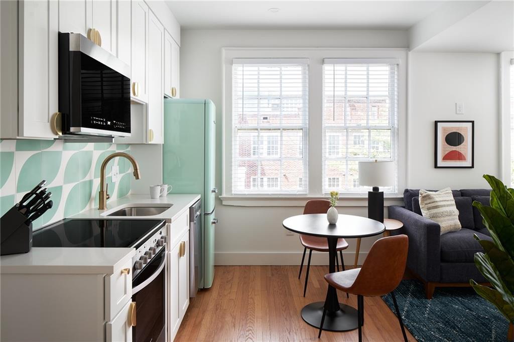 Primary Photo - 1460 W Peachtree St NW